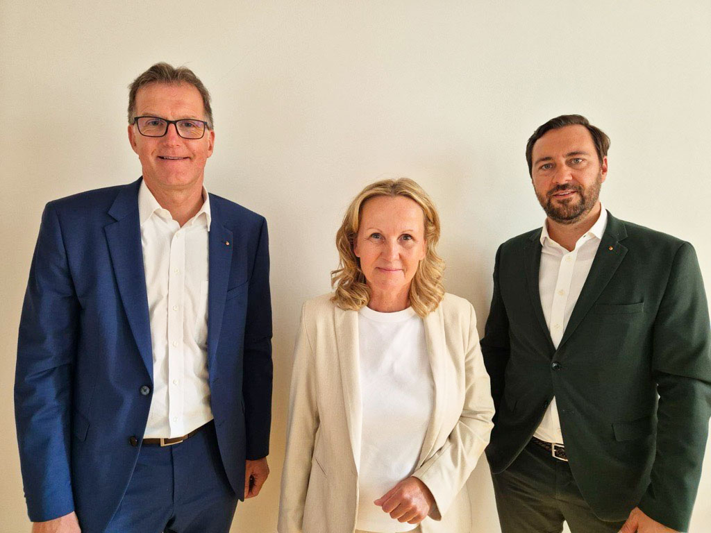 240821_Antrittsbesuch_BMUV_neuer_Vorstandsvorsitzender_Ingo-Hannemann_Steffi-Lemke_Boris-Greifeneder_(c)_GWP